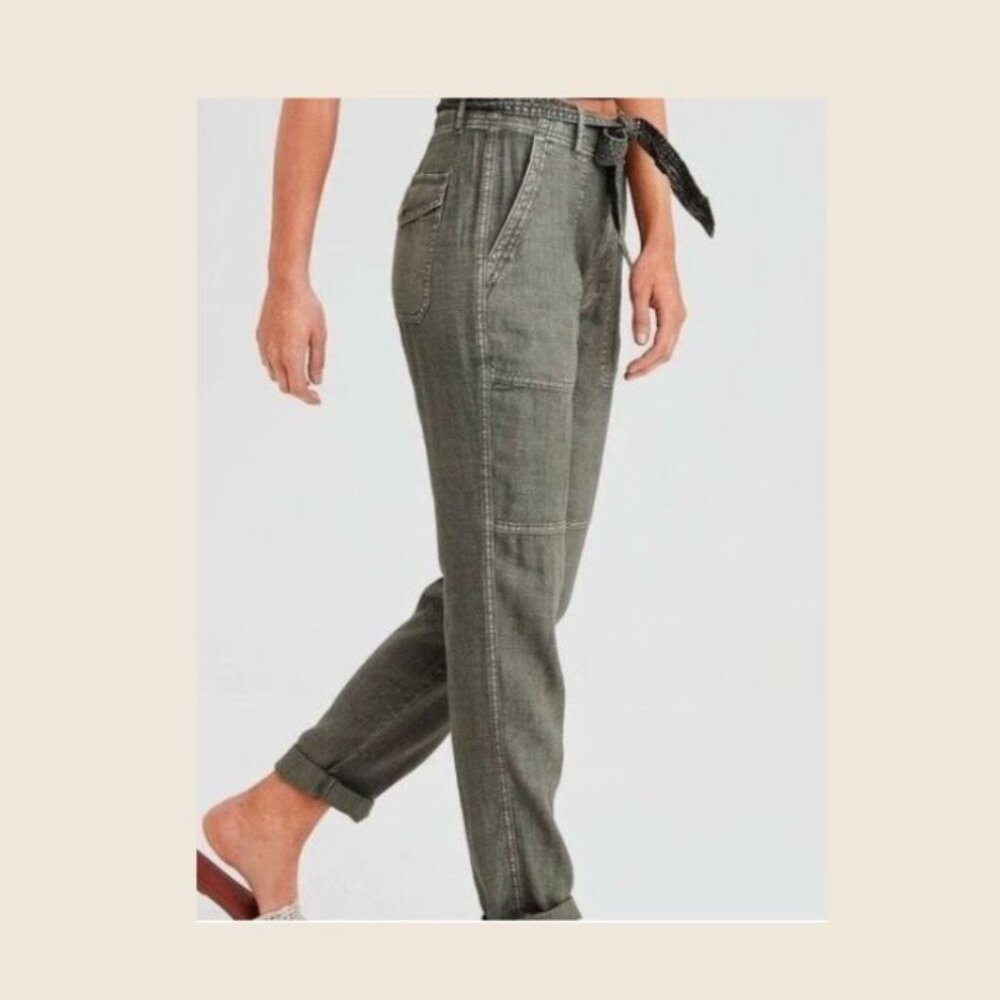 NWT American Eagle Women’s Olive Green 4 Regular High Rise Taper Pants $50